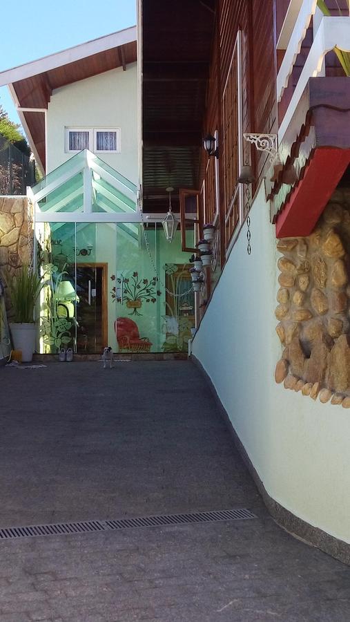 Suites Vila Nova Suica Acomodação com café da manhã  *
