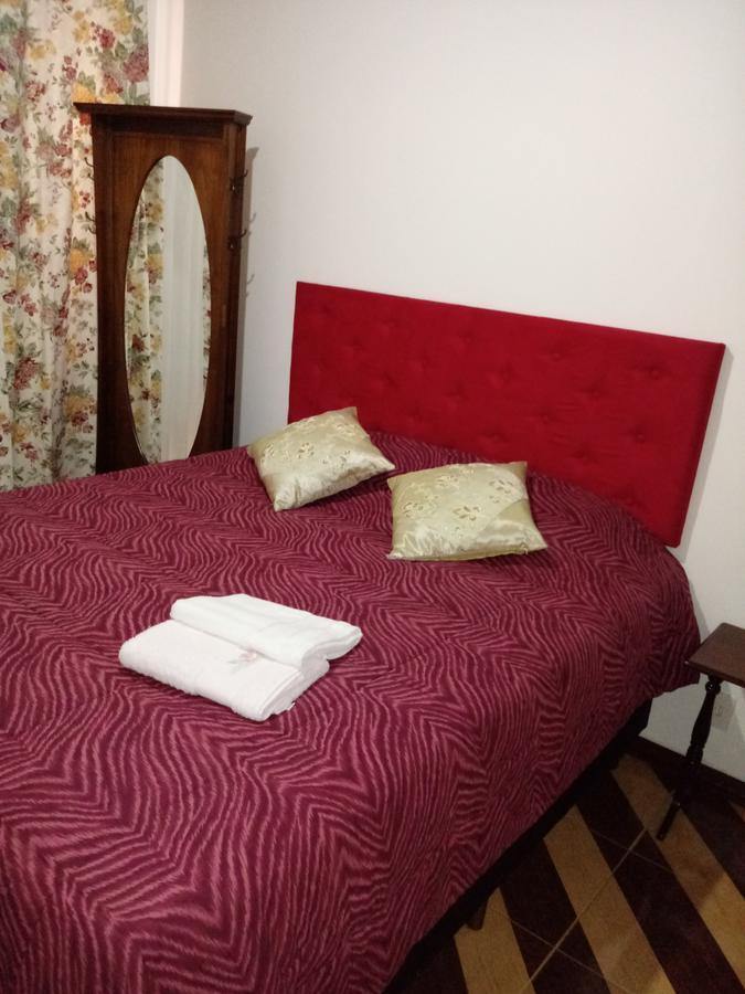 Acomodação com café da manhã  Suites Vila Nova Suica