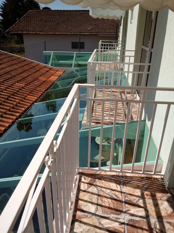 Suites Vila Nova Suica Acomodação com café da manhã  Campos do Jordão